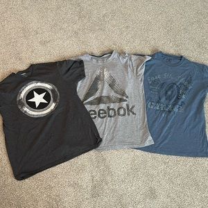 Bundle of men’s size large t-shirts